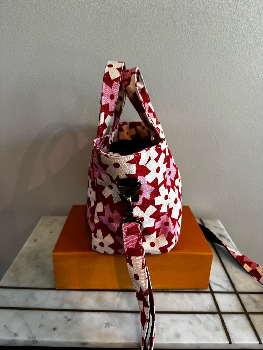 Maika Red and Pink Floral Mini Tote/Crossbody Bag - Picture 4 of 11